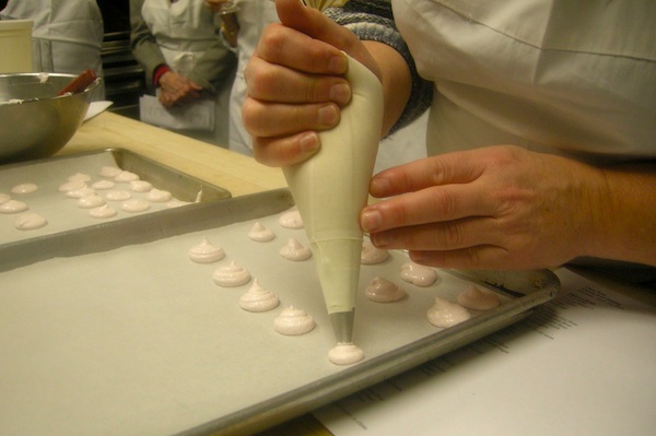macaron piping4